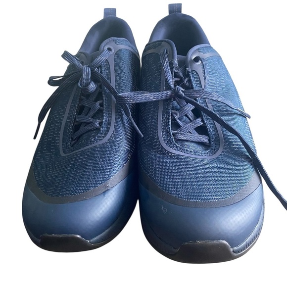 Dansko Makayla Outdoor Waterproof lightweight sneakers - Picture 3 of 14